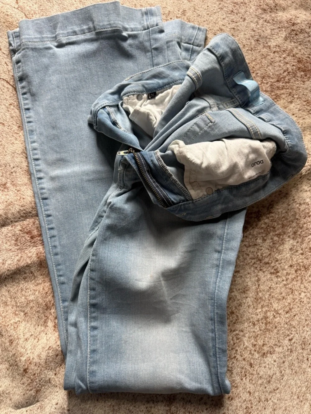 Light Wash 7 for all mankind Dojos - Picture 7 of 7